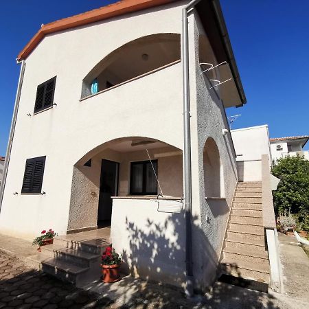 Apartments Porec Istria By Nina Экстерьер фото